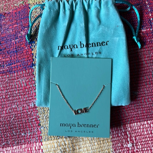 Maya Brenner LOVE bracelet - Picture 1 of 3